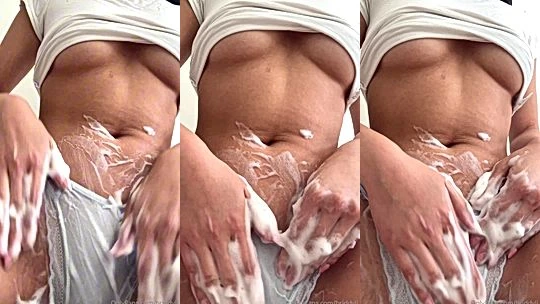 wanna see me rub my pussy?