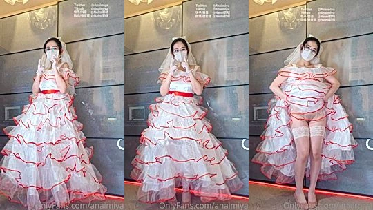 Trashbag princess Anaimiya dancing around