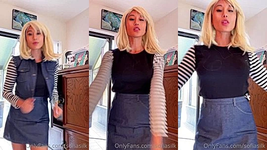 sexy chick Sofia Silk teasing in android 18 cosplay