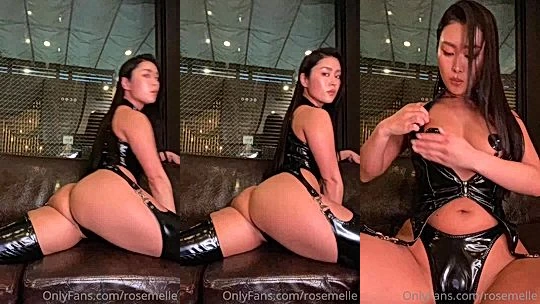 sexy slut Rose Melle twerking her big booty in latex boots