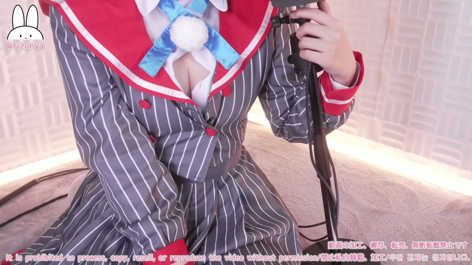 hot slut Rizunya teasing her tits and thick thighs in office wear